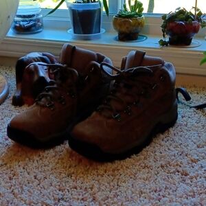 HI TEC EL DORADO HIKING BOOTS 8.5